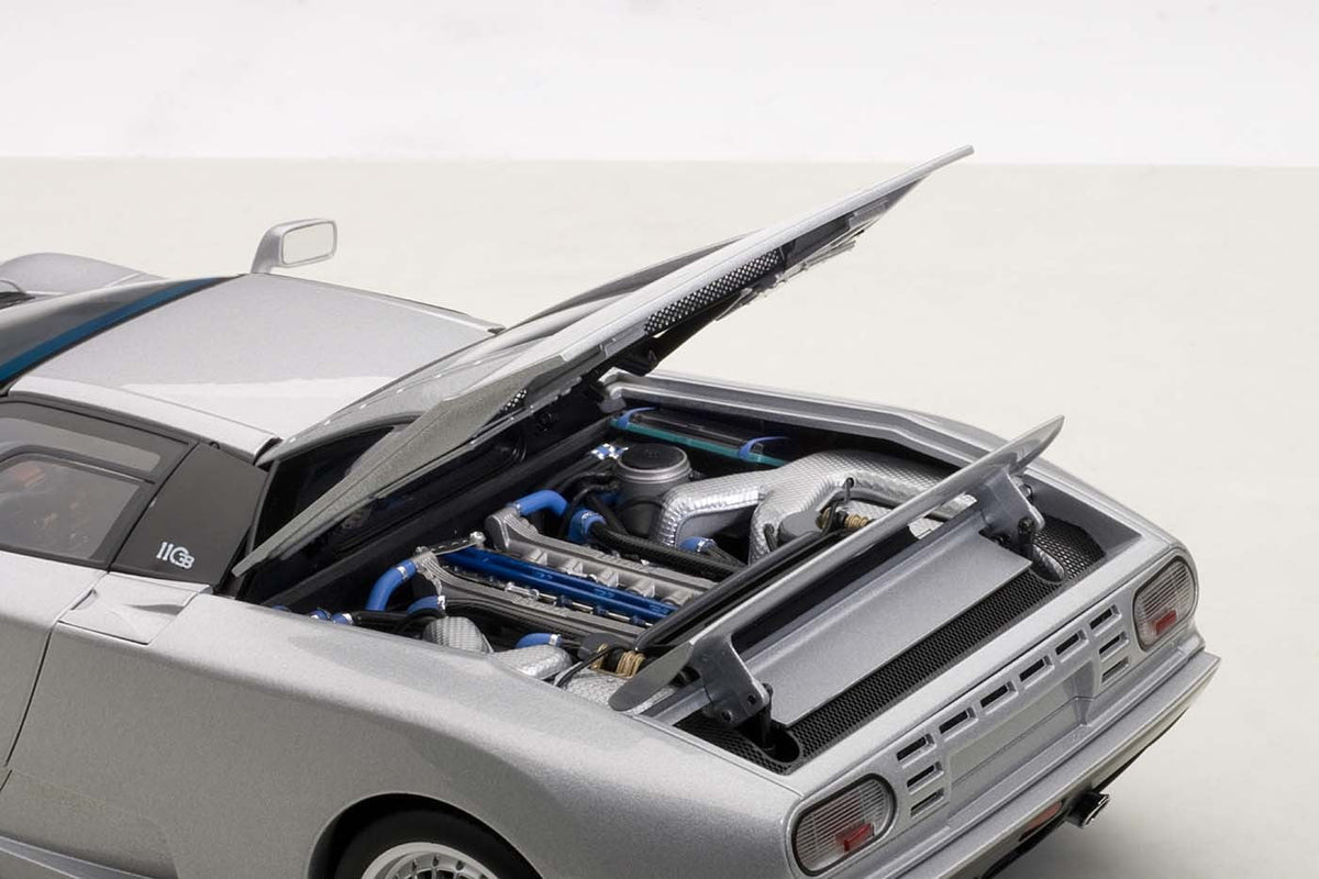Bugatti EB110 GT Silver 1/18 Diecast Car Model by Autoart