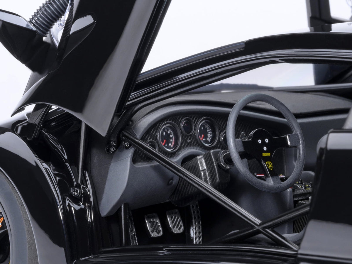 Lamborghini Diablo GTR Deep Black 1/18 Diecast Model Car by Autoart
