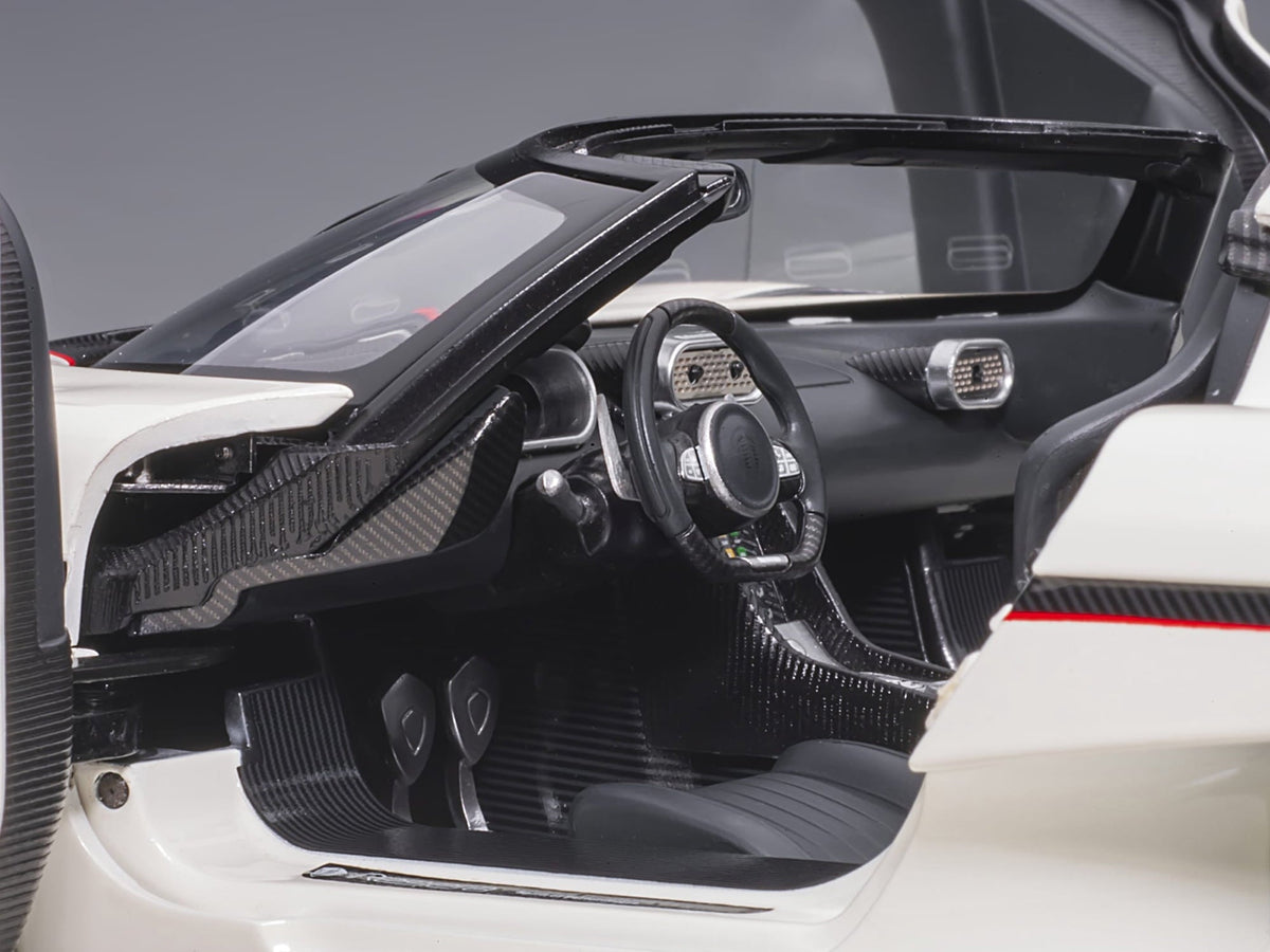 Koenigsegg Regera White with Black Carbon and Red Stripes 1/18 Model Car by Autoart