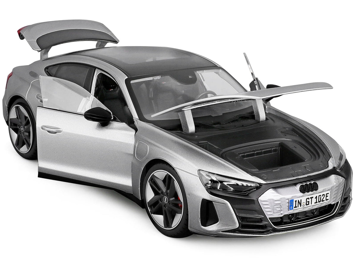 2022 Audi RS e-tron GT Silver Metallic with Sunroof 1/18 Diecast Model Car by Bburago