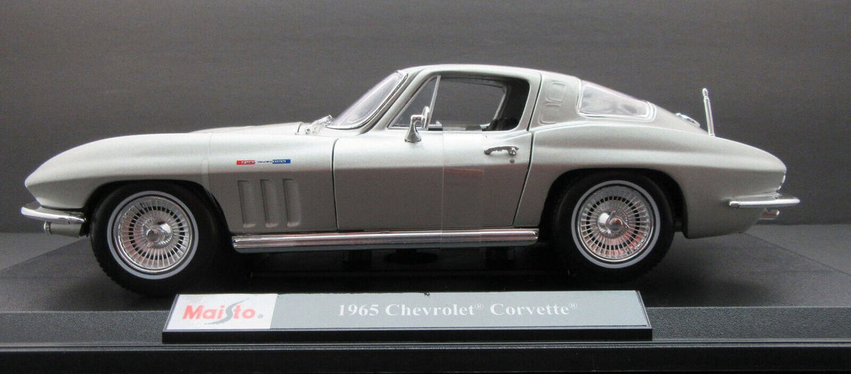 1:18 1965 Chevy Corvette